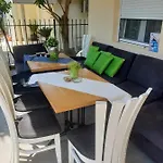Case de vacanță Happy
